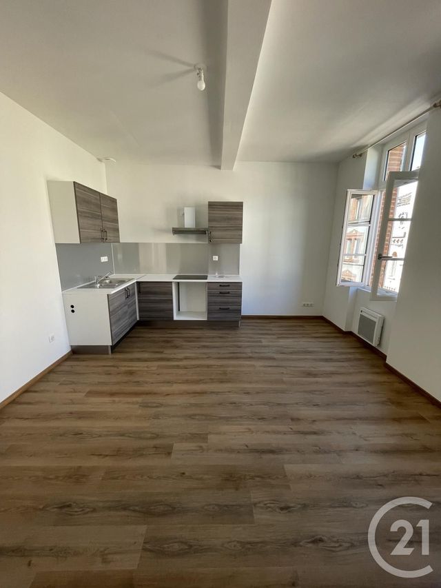 Appartement T2 à louer - 2 pièces - 40.53 m2 - MONTAUBAN - 82 - MIDI-PYRENEES - Century 21 Riquelme Immobilier